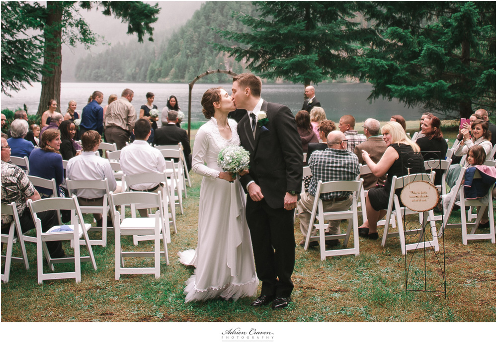 Olympic-Peninsula-Wedding-Photographer-Adrien-Craven-Just-Married003