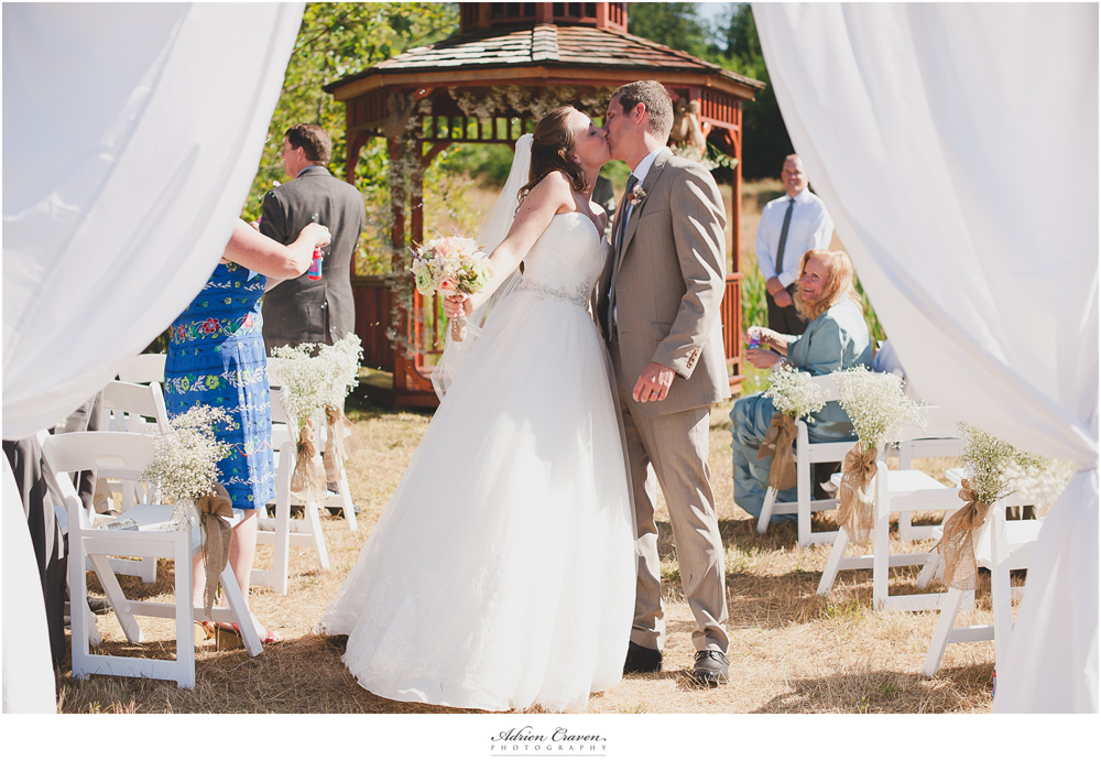 Olympic-Peninsula-Wedding-Photographer-Adrien-Craven-Just-Married012