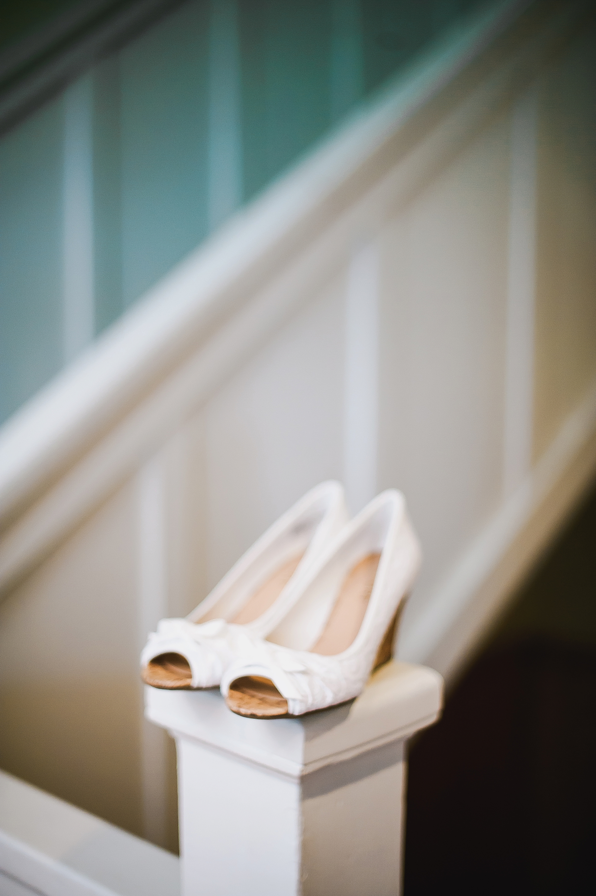 Wedding-shoes-adrien-craven-photography005