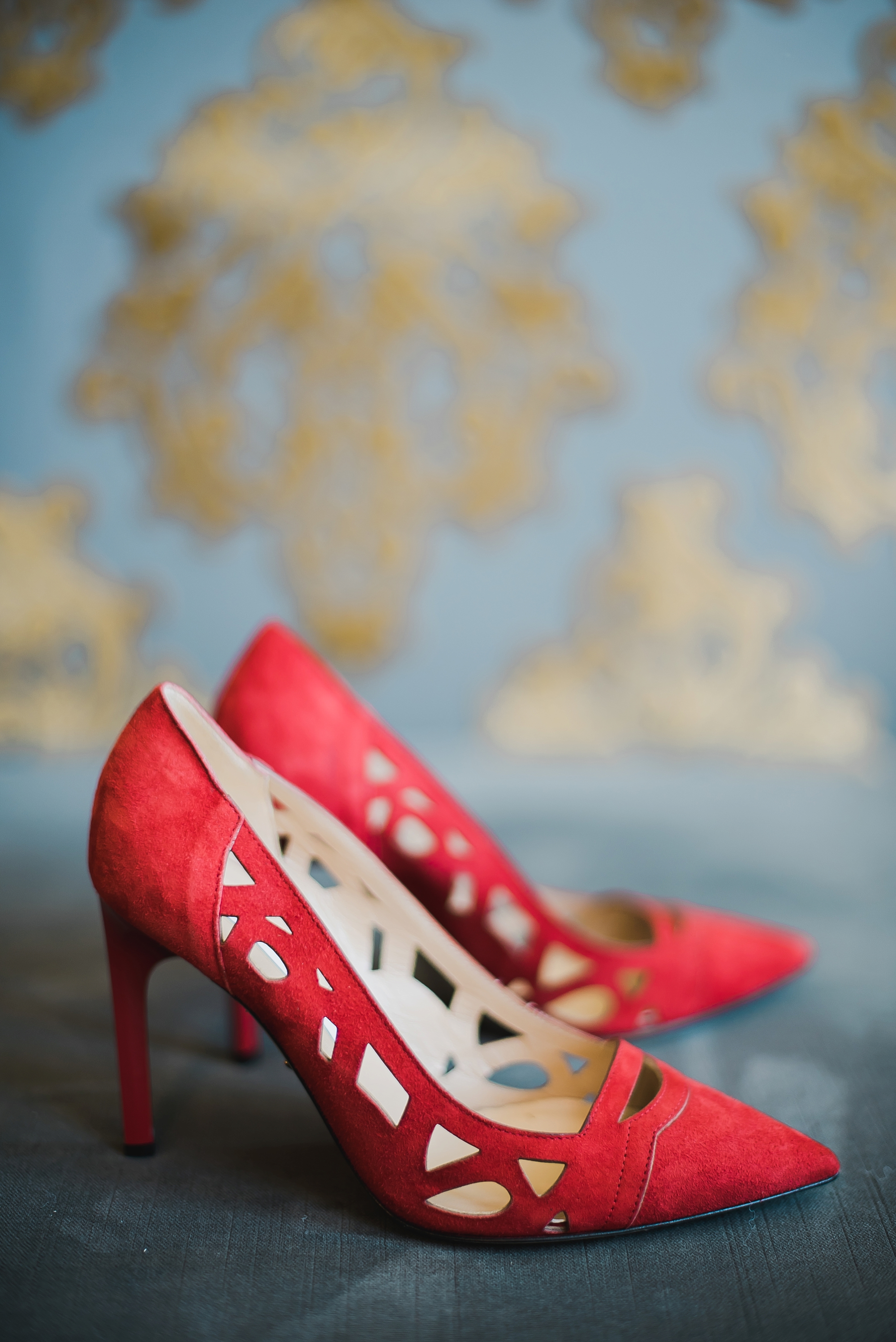 Wedding-shoes-adrien-craven-photography011