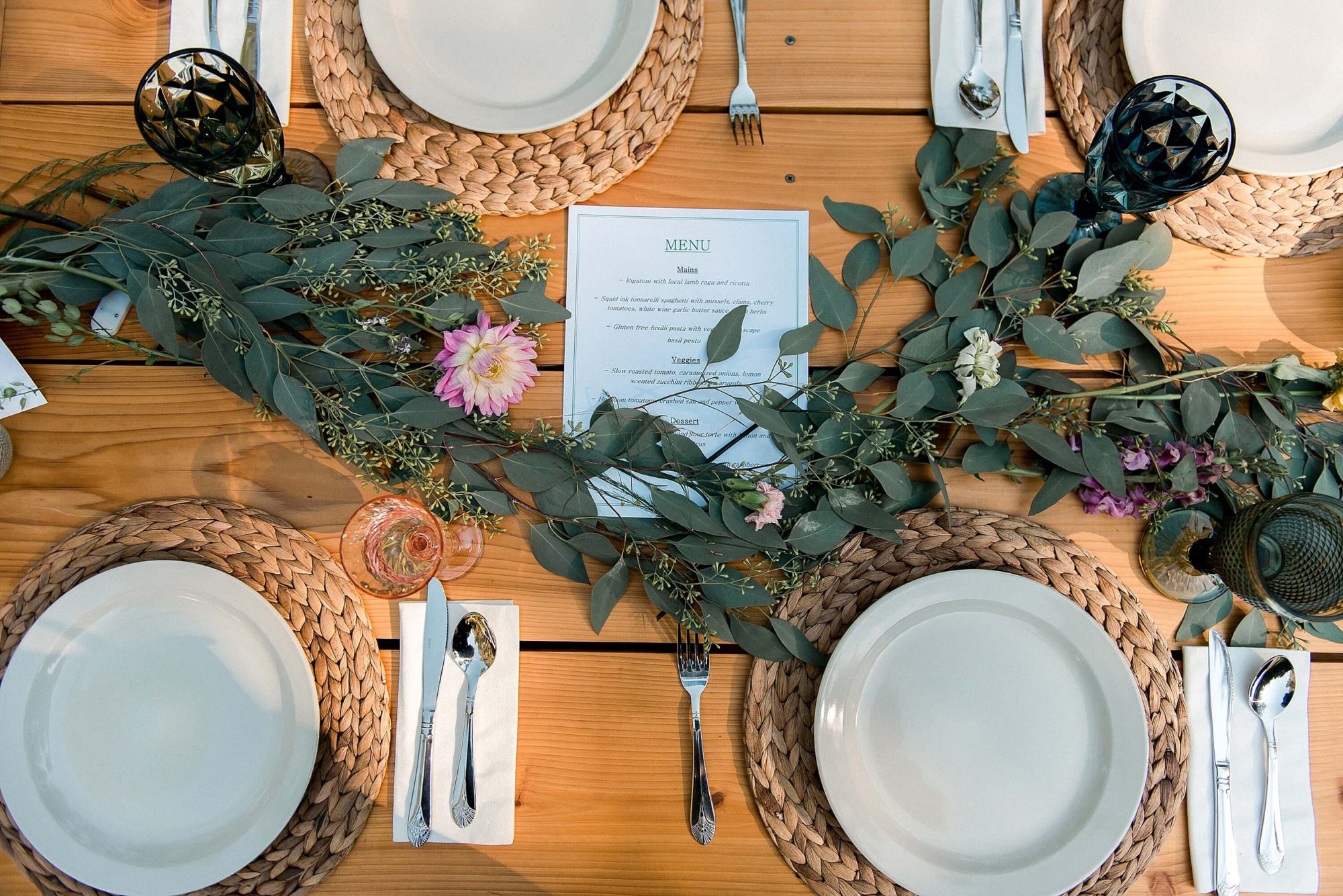 table setting at a Lakedale Resort Wedding