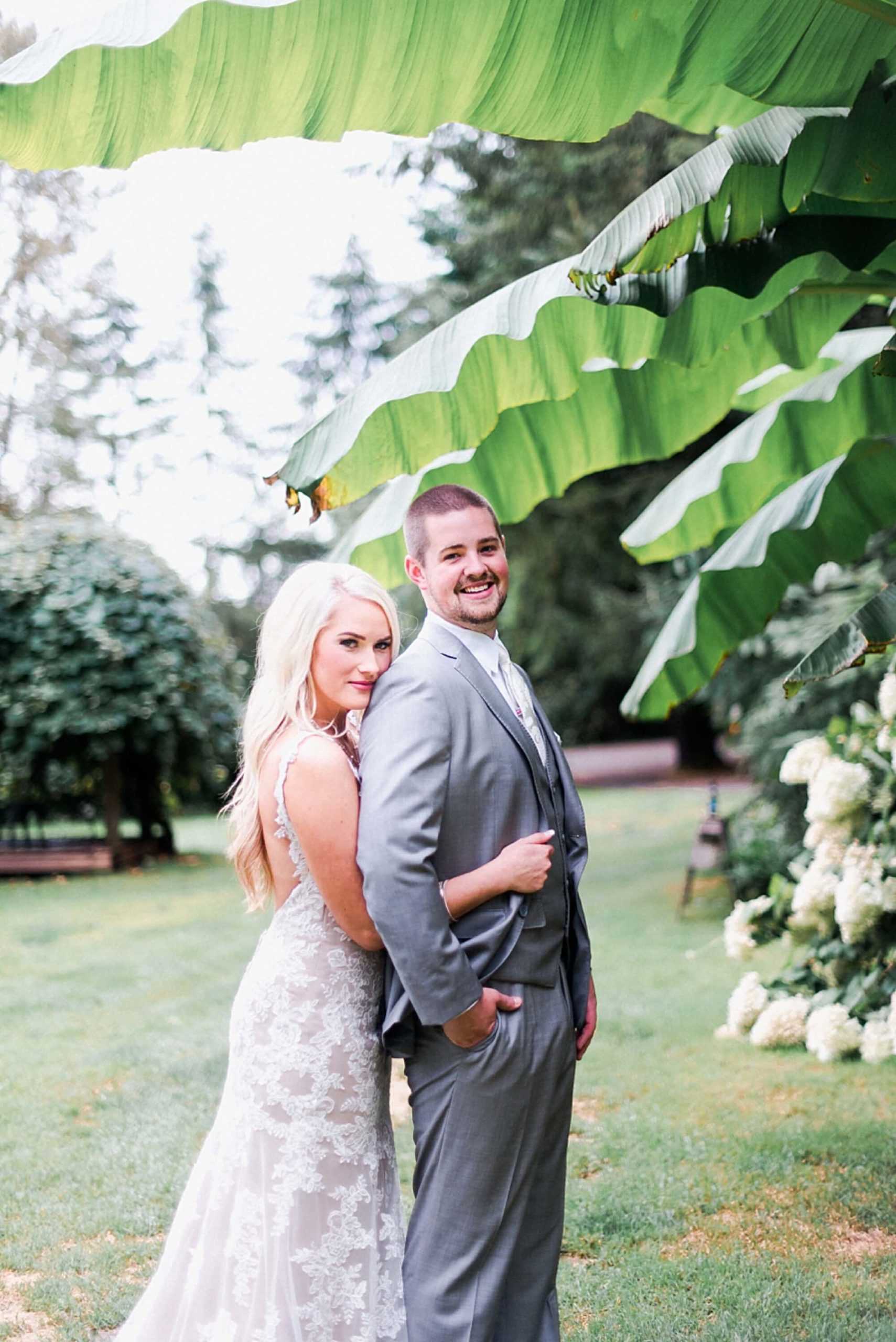 Northwest wedding with tropical details
